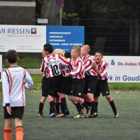 Jodan Boys JO12-1 – Alphense Boys E-Top: Kers op de taart