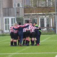 VELO JO13-1 - AB JO13-2: Pijnlijk 5-2 verlies in Wateringen