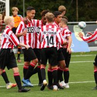 Alphense Boys JO14-1 – Be Quick 1887 JO14-1: Grunneger: nait soezen, deurbroezen